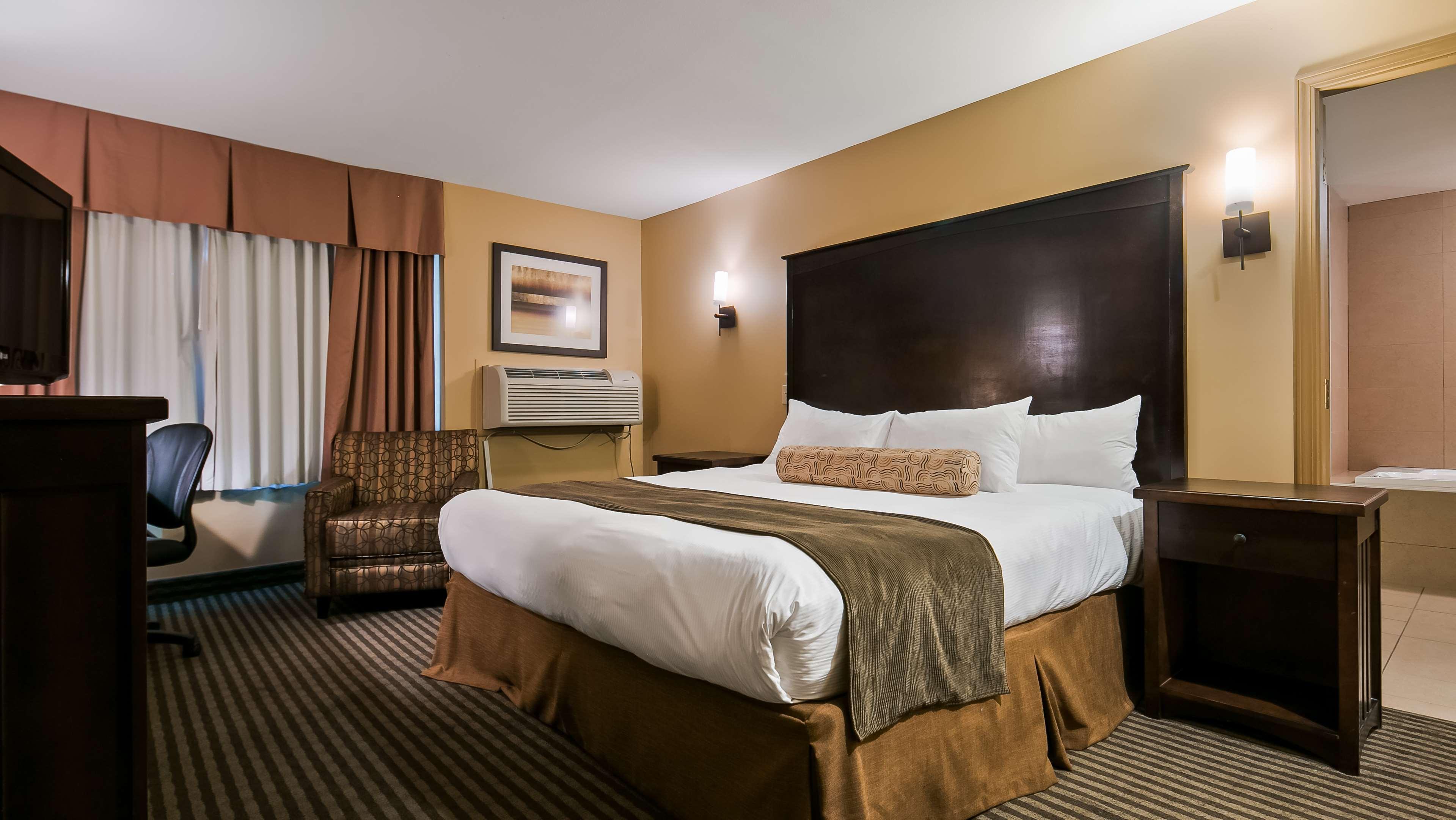 Best Western Maple Ridge Екстер'єр фото